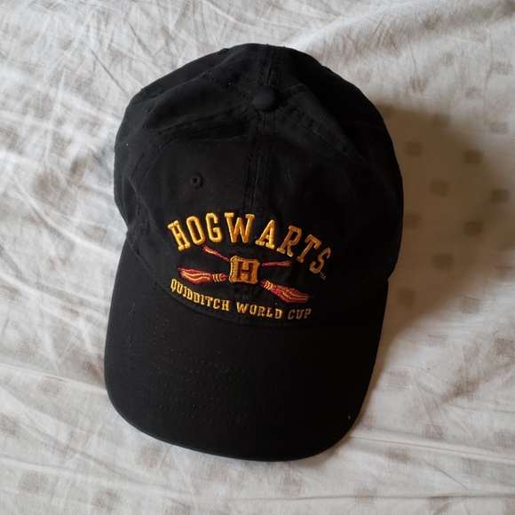 Warner Bros. Accessories - Hogwarts quidditch world cup hat